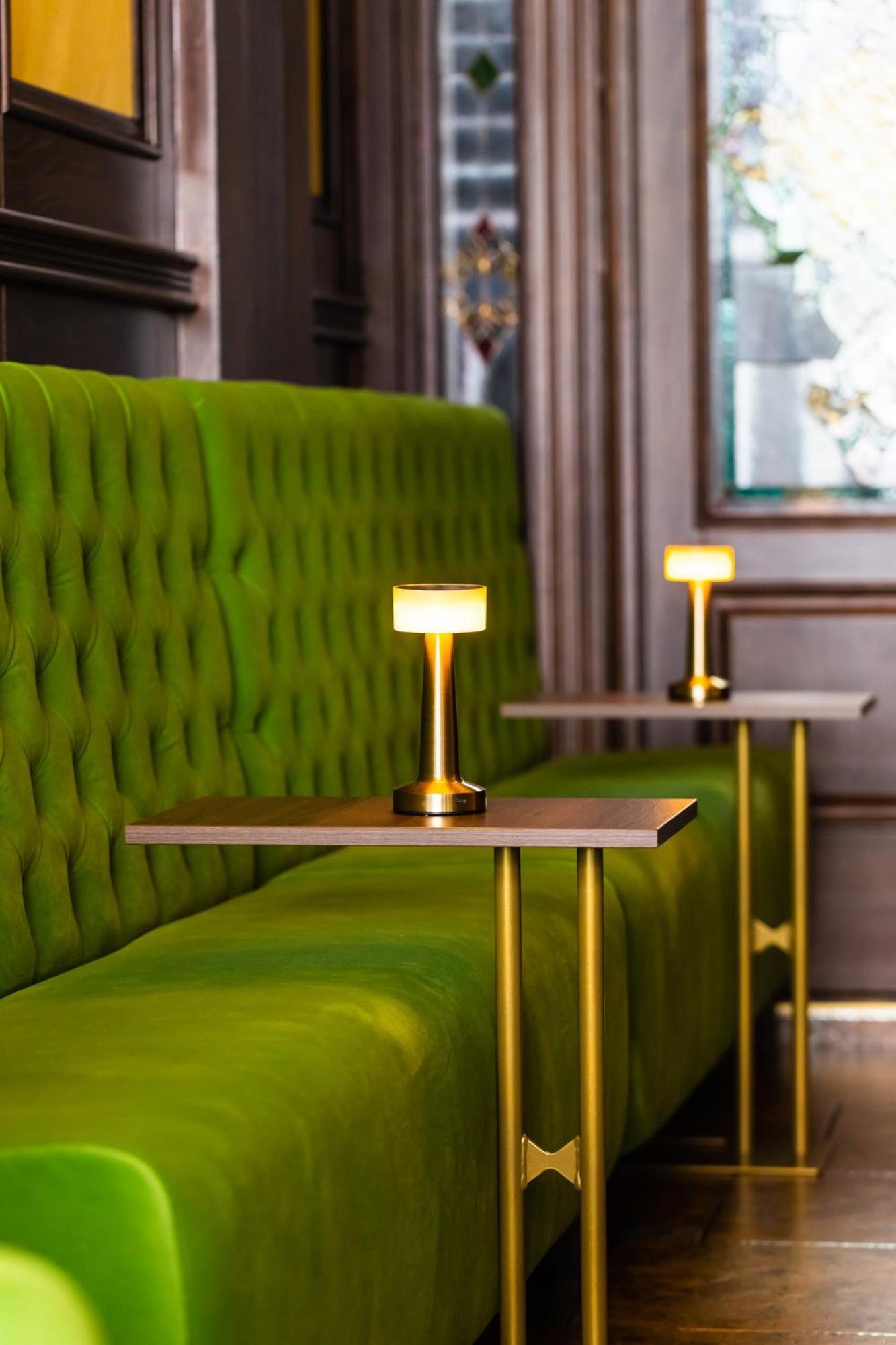 Daily Plaza Hotel Suceava Esterno foto