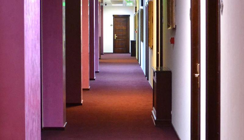 Daily Plaza Hotel Suceava Esterno foto